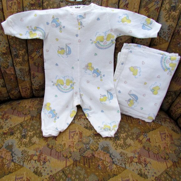 VINTAGE BABY BLANKET & ROMPER TO MATCH, M, COTTON FLANNEL w LONG SLEEVES, SNAPS - Picture 5 of 5